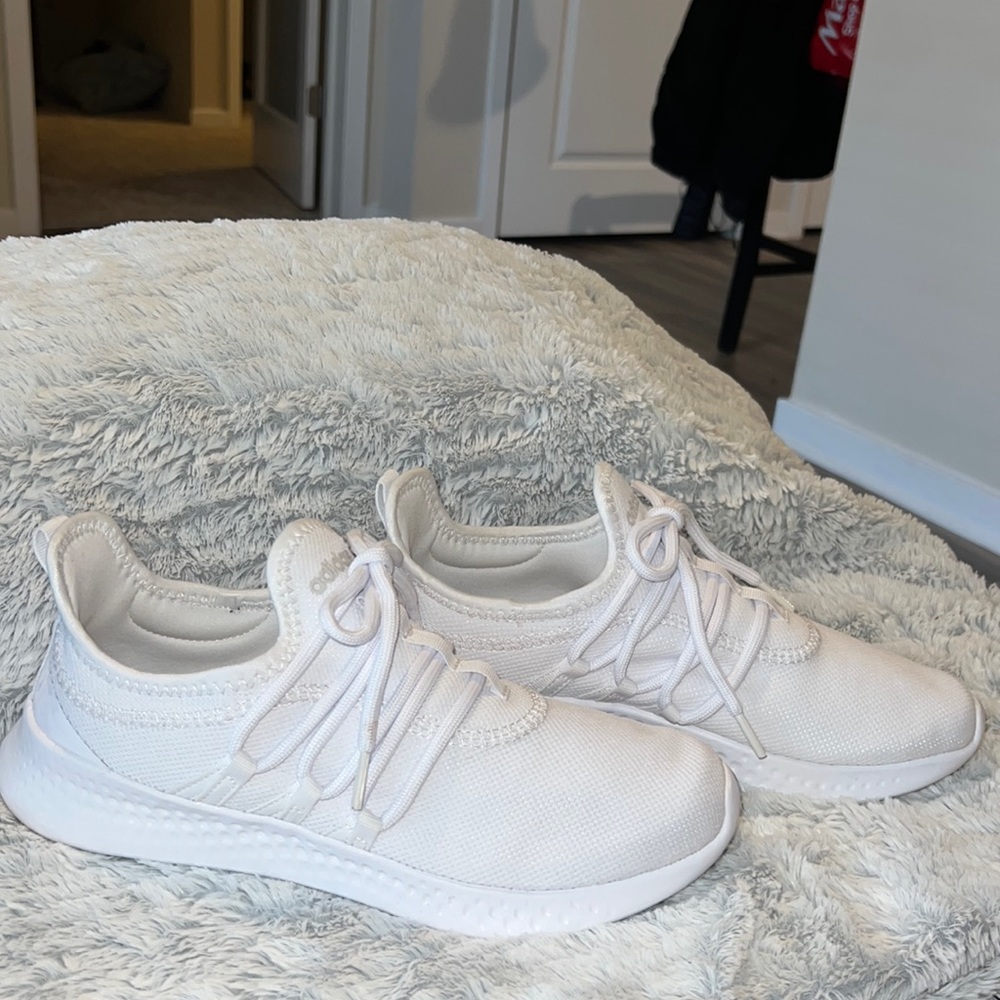 Adidas Pure Motion Adapt - Women’s 9 in White. Worn once!